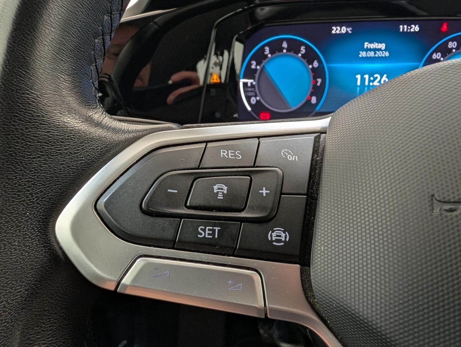Volkswagen Golf Variant 1.0 TSI Life ACC Winter App Kamera, миниатюра 24