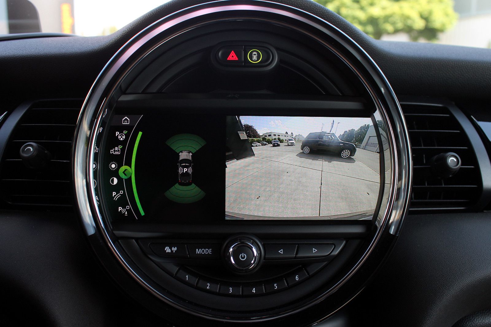 Fahrzeugabbildung MINI John Cooper Works Cabrio Steptr. ACC LED HUD NAV