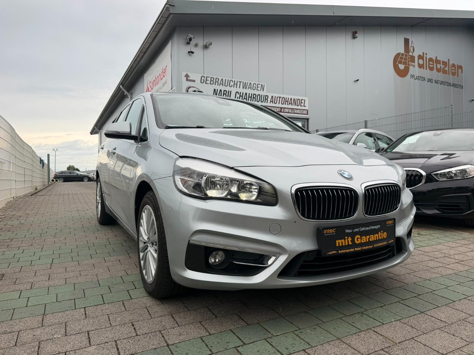 BMW 218 Active Tourer Sport Line Leder Ambiente
