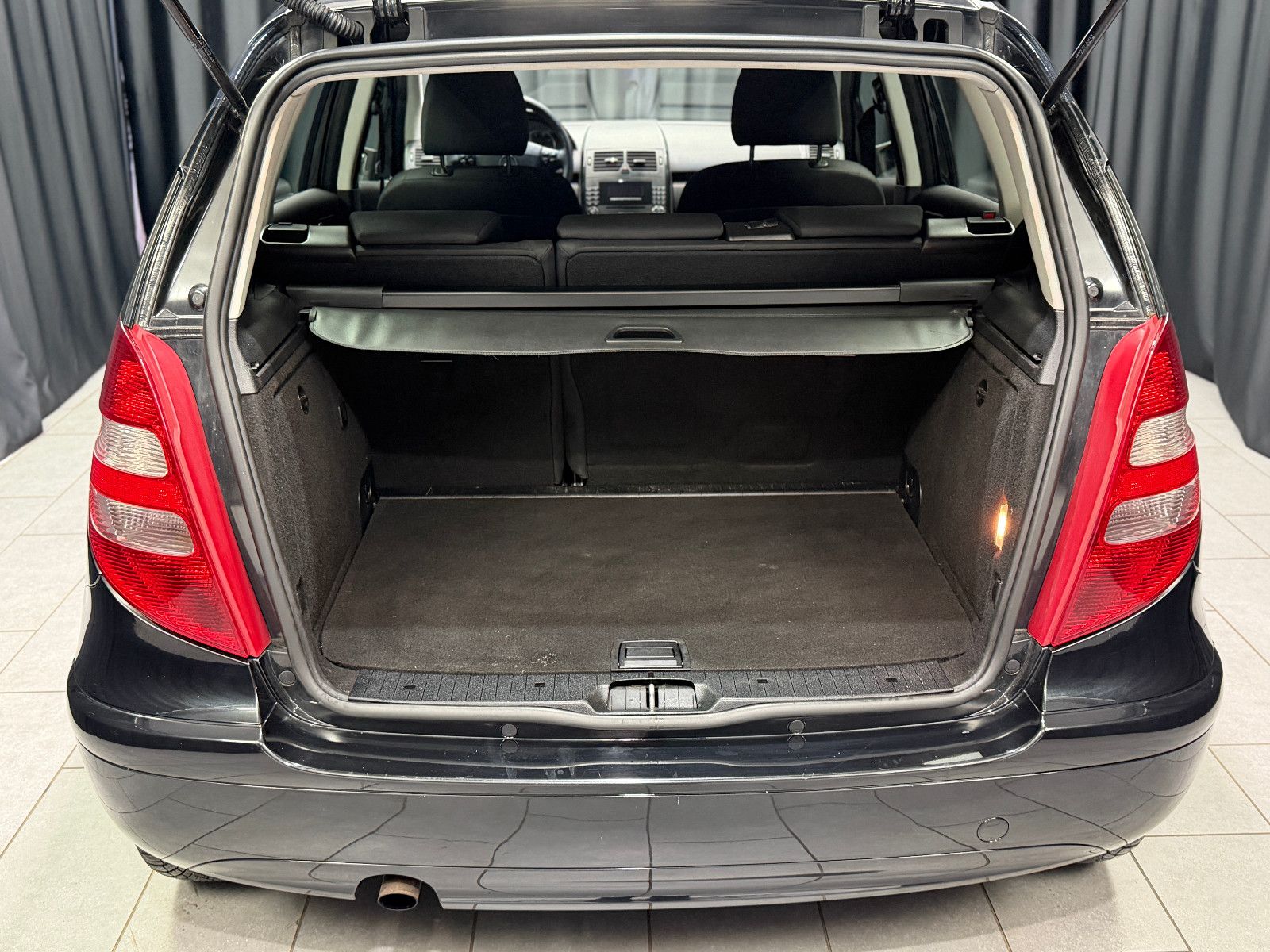 Fahrzeugabbildung Mercedes-Benz Mercedes Benz A 150 |AUTOMATIK
