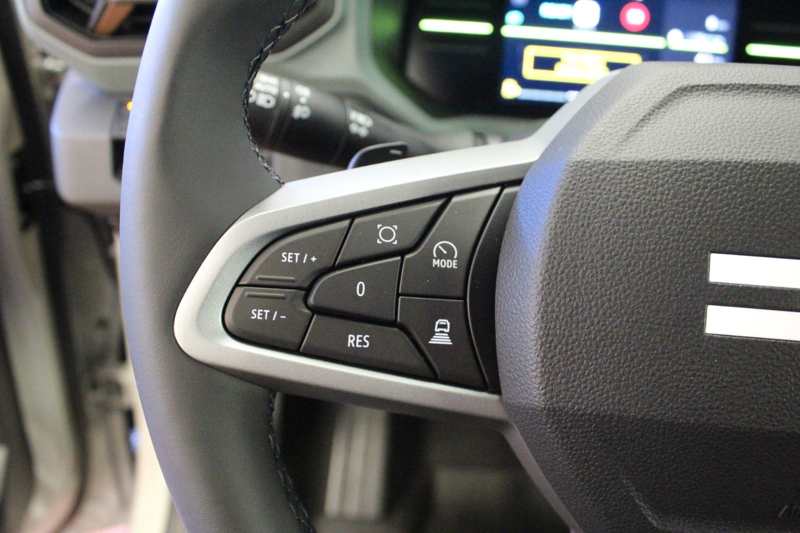 Fahrzeugabbildung Dacia Duster hybrid-G 150 4x4 Extreme MY26
