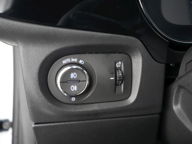 Corsa F FACELIFT GS AT+LED+NAVI+RÜCKFAHRKAMERA+S