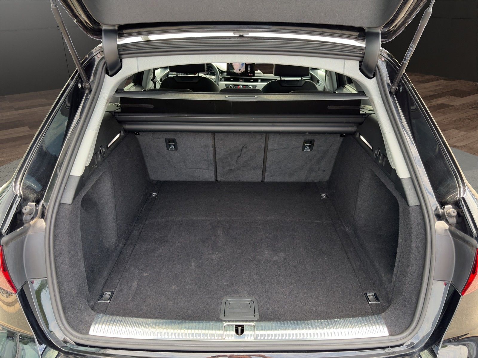 Audi A4 Avant 35 TDI S line Kamera+PDC+Navi foto 15