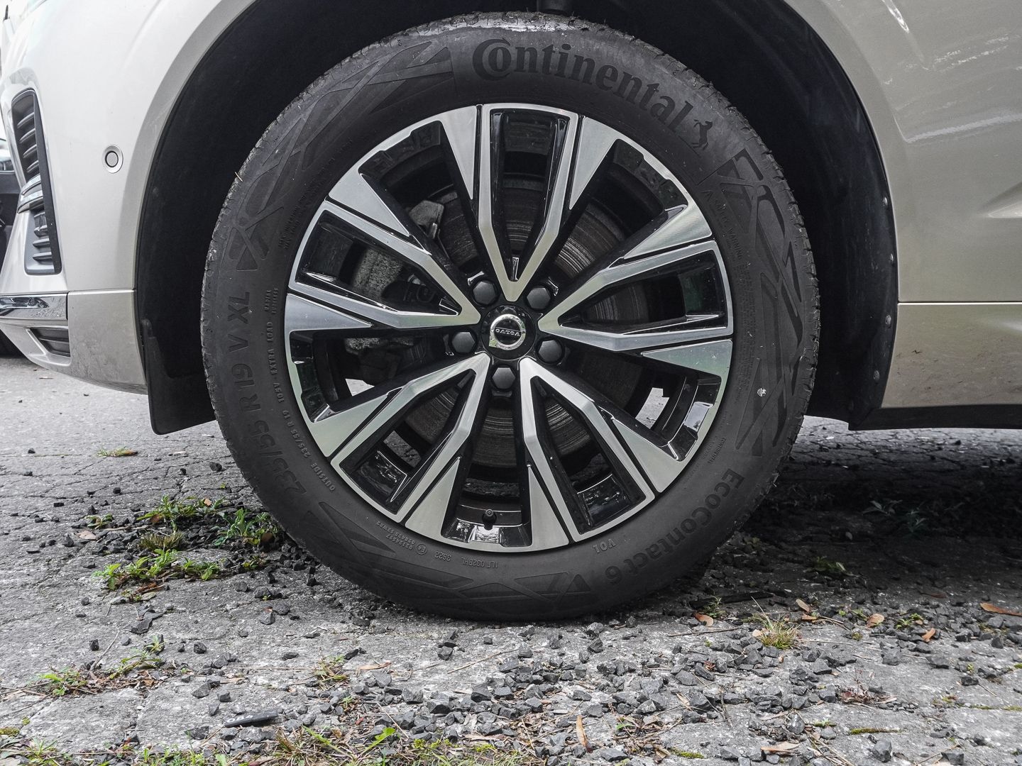 Volvo XC60 Plus Bright 2WD El. Panodach Digitales Cock imagem 3