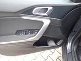 Kia XCeed 1.5 T-GDI Silber*Navi*Kamera*Tempomat* - graue Kia XCeed