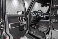 G 350 d BLACK/BLACK AMG LINE SUNROOF MASSAGE 20"