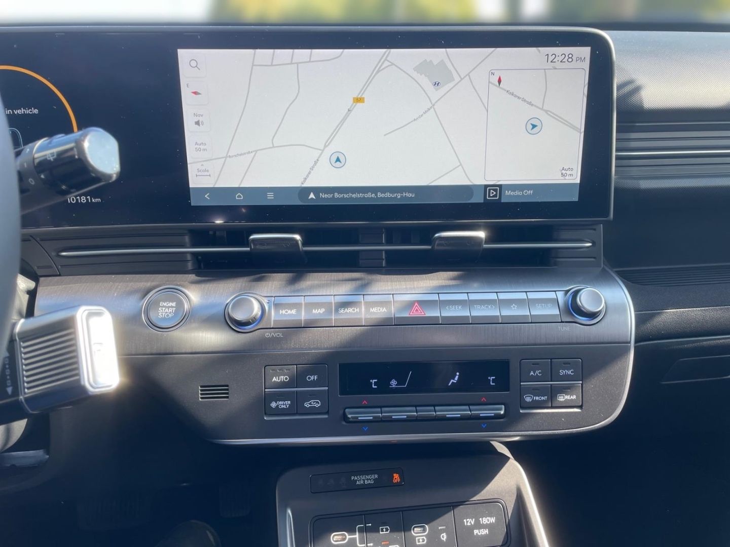 Fahrzeugabbildung Hyundai KONA 1.6 Hybrid Trend Lichtpaket Navigation LED