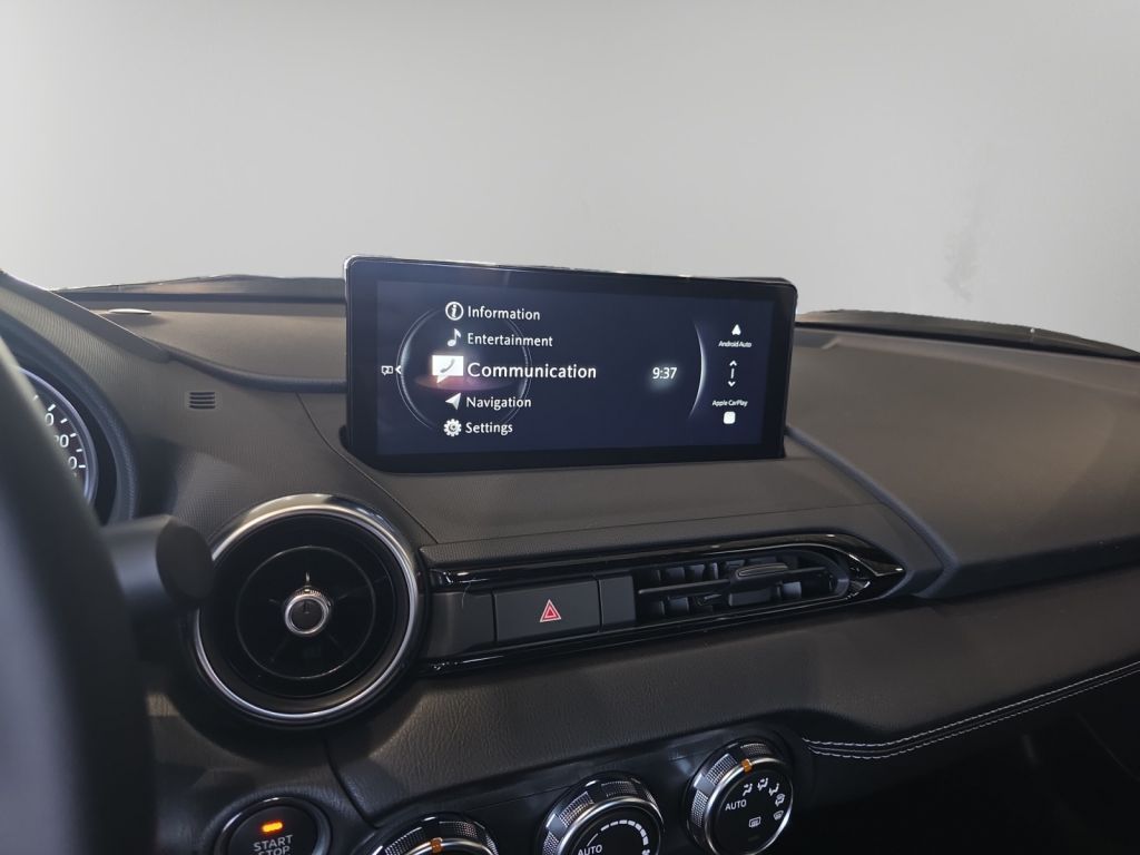 MAZDA MX-5 R Exclusive-Line 1.5G 132PS Leder Navi LED MAZDA MX-5 R Exclusive-Line 1.5G 132PS Leder Navi LED