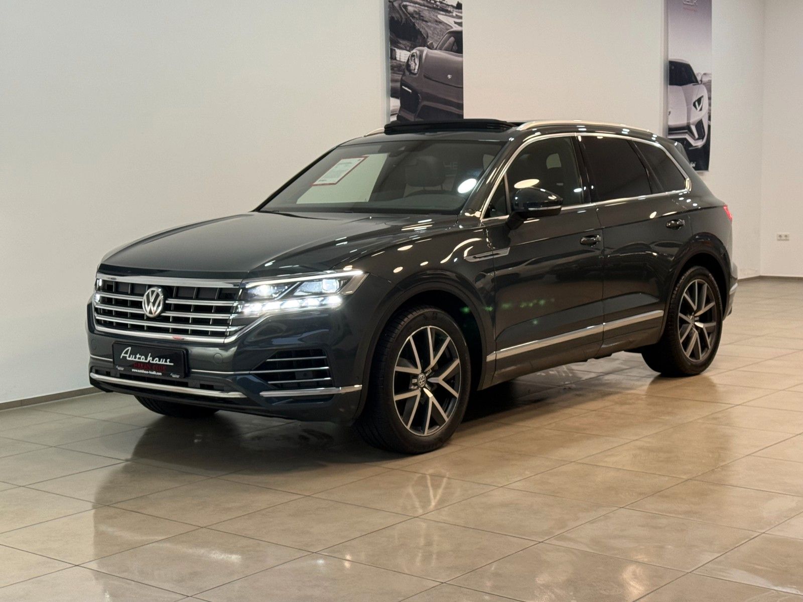 VW Touareg Atmosphere 4Motion*Alu"20*E-AHK*PANO*SH*