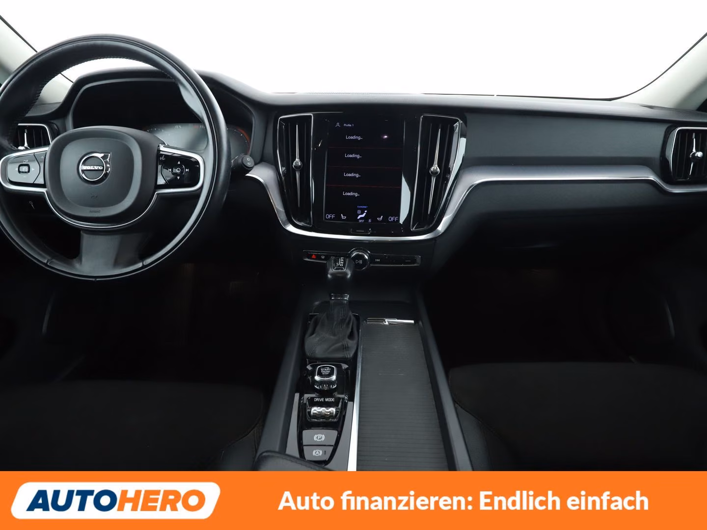 Volvo V60 2.0 D3 Momentum Pro Aut.*NAVI*LED*TEMPO*