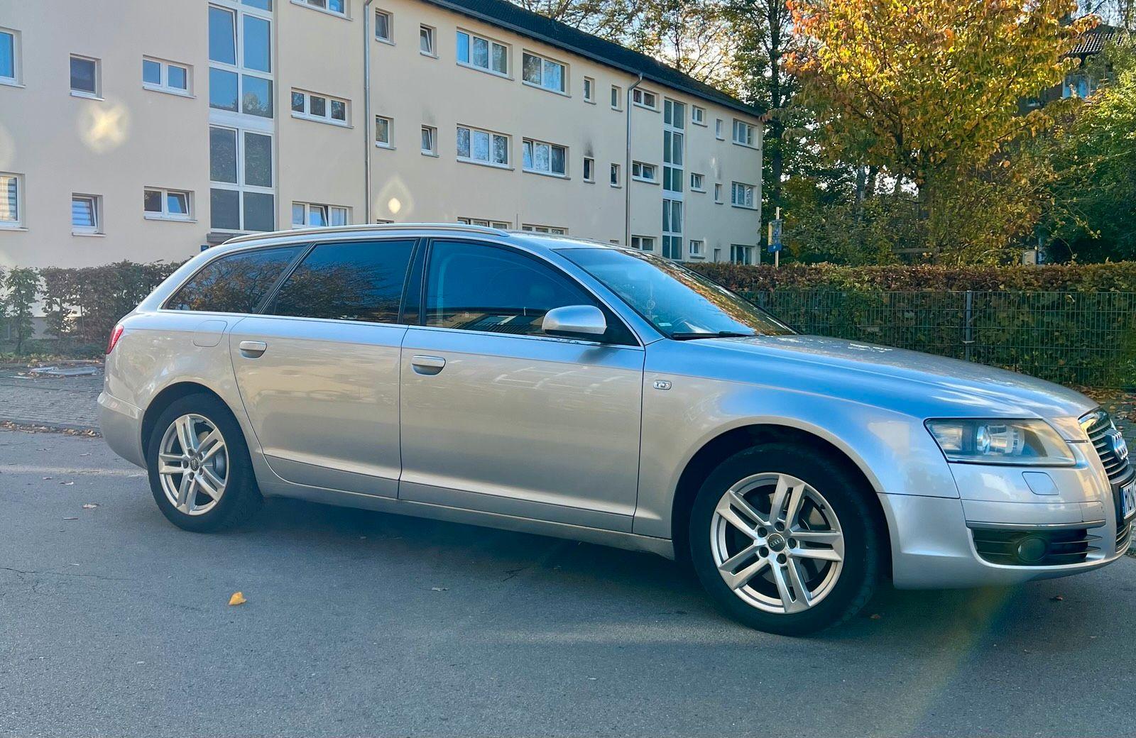 Audi A6 2006 — салон