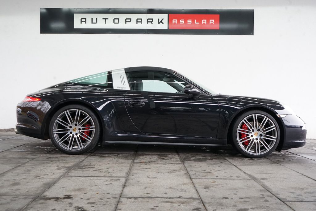 Porsche 991