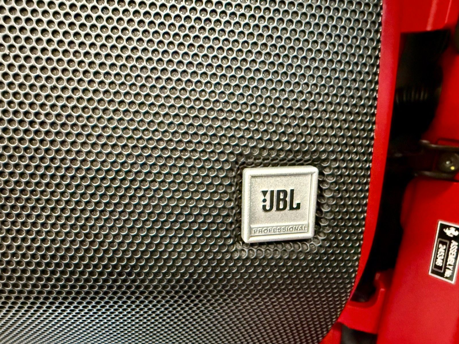 Fahrzeugabbildung Ferrari 296 GTS "Special Color" / LIFT / SURROUND VIEW