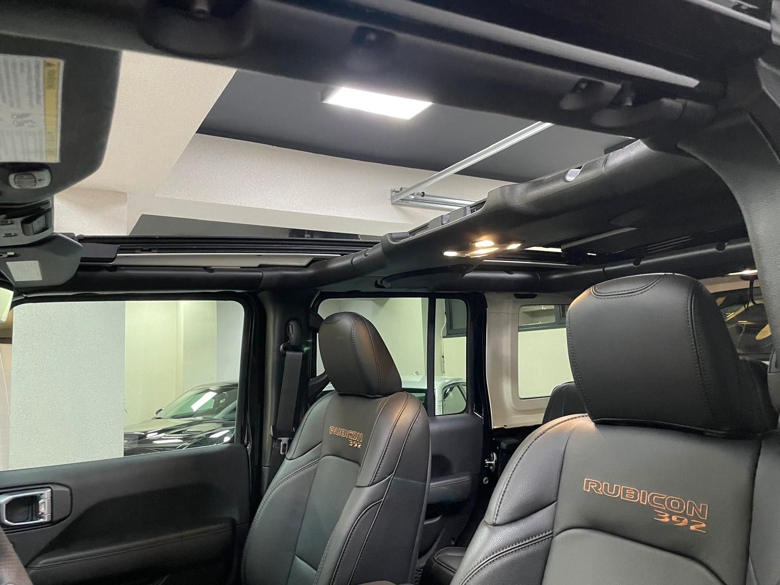 Fahrzeugabbildung Jeep UNLIMITED RUBICON 392 6.4L-V8 SKY-37"-FAHRWERK