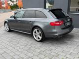 Audi A4 Avant 2.0TDI Attraction quattro/S-line - Audi A4 mit Diesel-Antrieb: Kombi, Automatik, 2.0