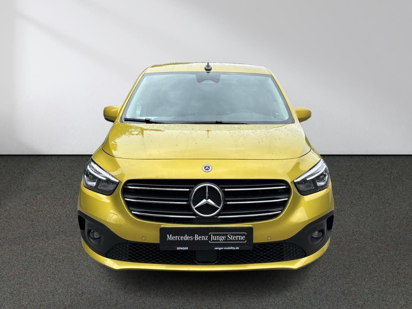Mercedes-Benz T 180d Progressive LED Kamera Navi KEYLESS-GO 7G