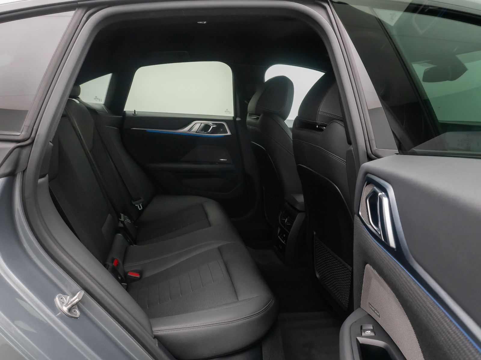 Fahrzeugabbildung BMW 420 Gran Coup&eacute; Kamera HUD DAB H/K Sport 18Zoll