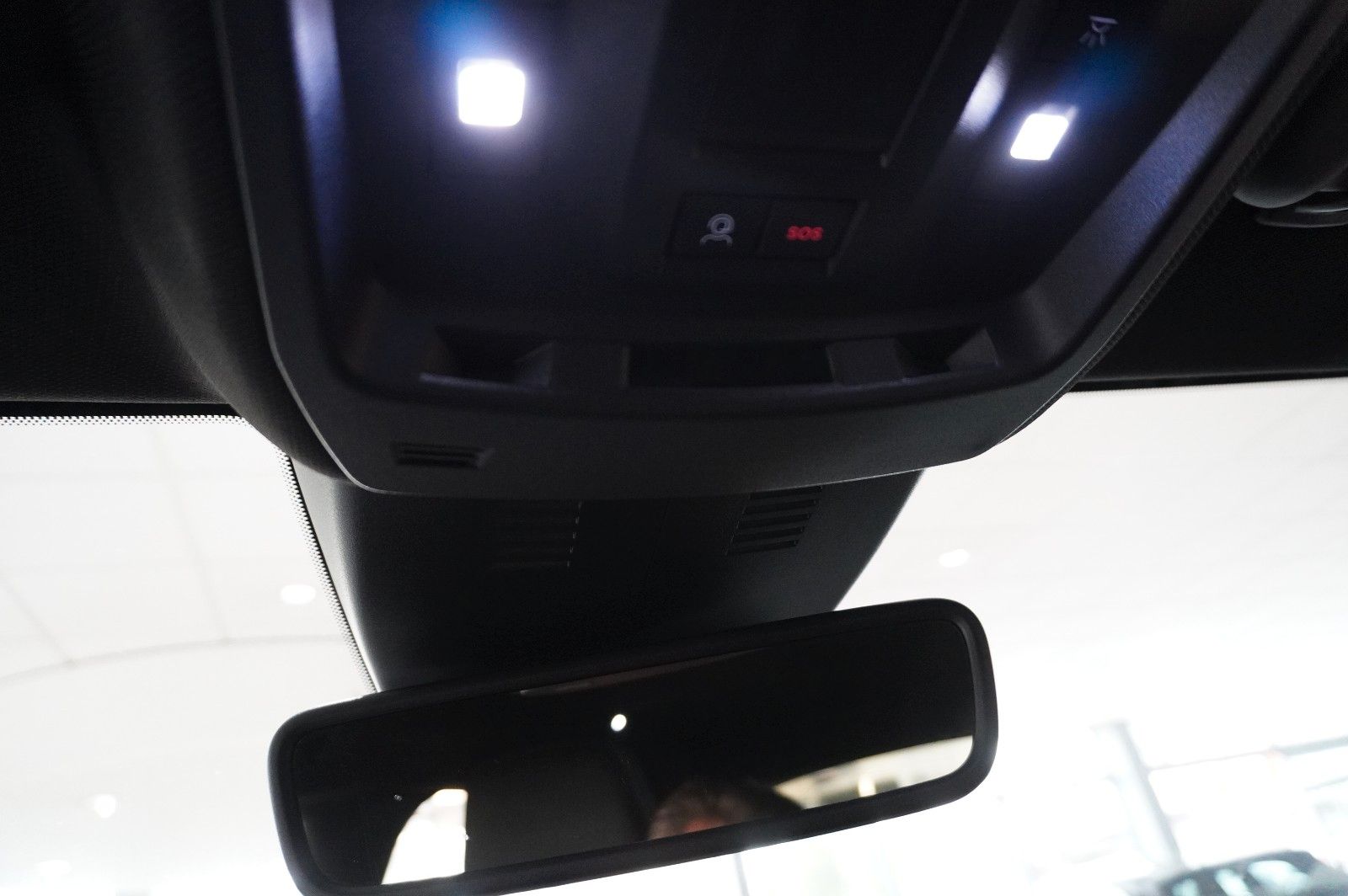 Fahrzeugabbildung Opel Grandland 1.2 48V HYBRID NAVI/LED/KAMERA/DAB+