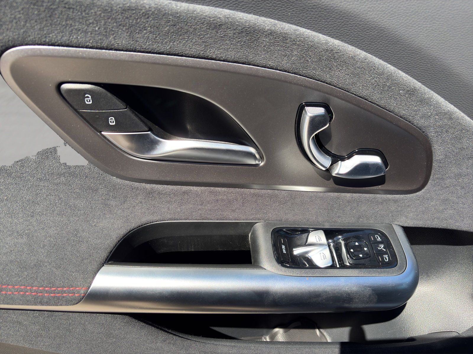 Fahrzeugabbildung Mercedes-Benz NEW! AMG Pano Memory Kamera Ambiente Totwinkel