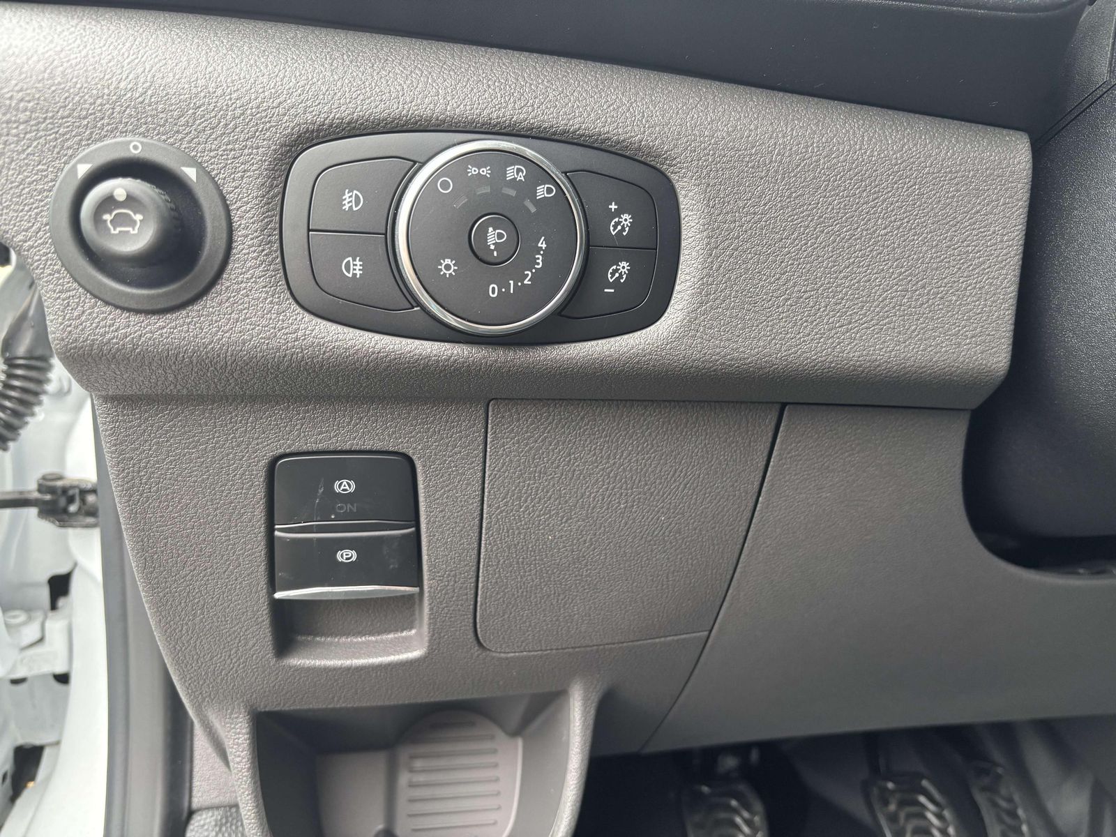 Ford Transit - Bild 8