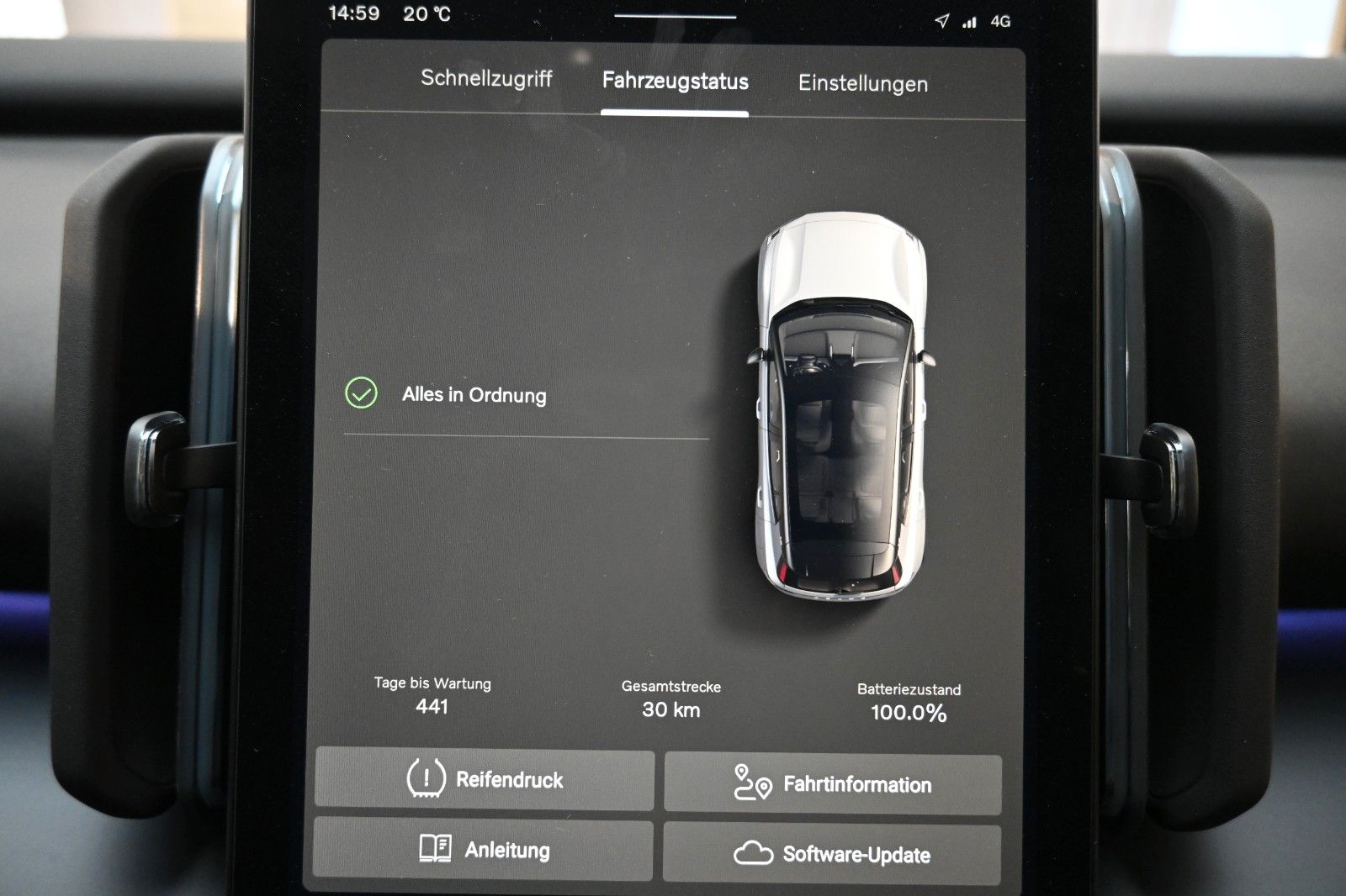 Fahrzeugabbildung Volvo EX30 Cross Country Ultra Twin Motor Performance