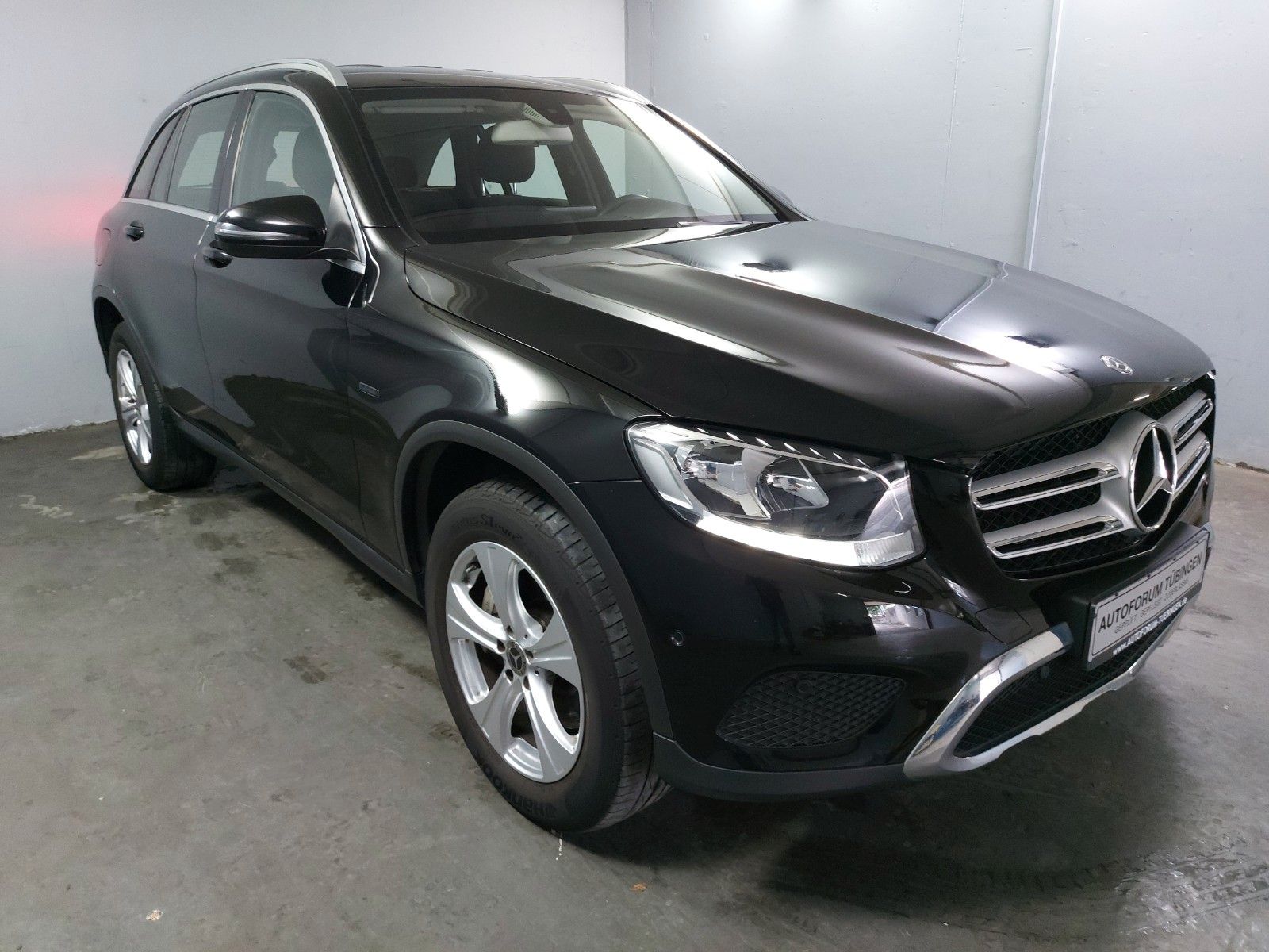 Fahrzeugabbildung Mercedes-Benz GLC 350 e 4MATIC Autom.*BURMESTER*KAMERA*NAVI*