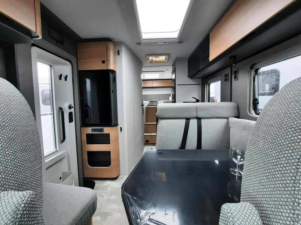 Fahrzeugabbildung HYMER / ERIBA / HYMERCAR B-Klasse MC T 600 Verfüg./Autark/AHK/TV/Winter