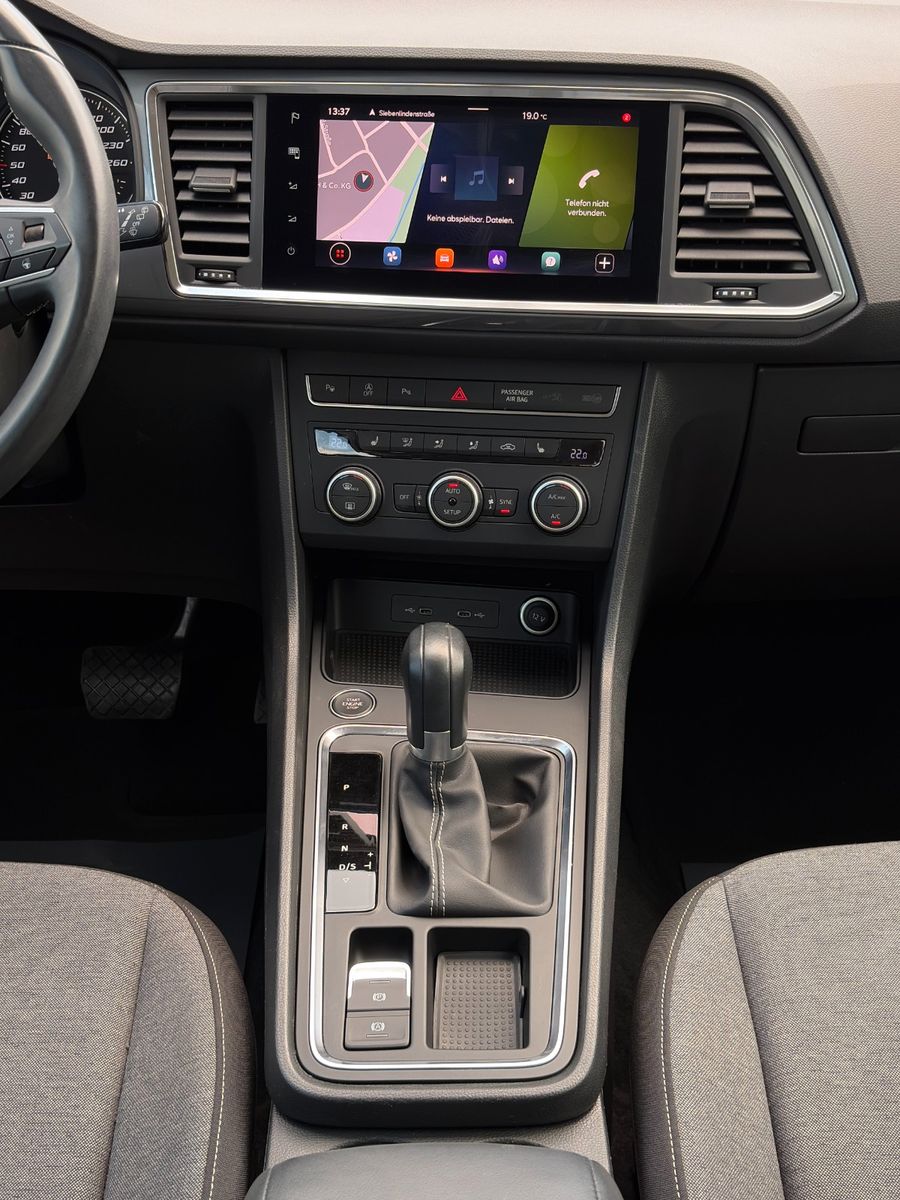 Fahrzeugabbildung SEAT Ateca Style 1,5 TSI DSG Tempomat LHZ SHZ CAM NAV