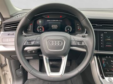 Audi Q8 - 9