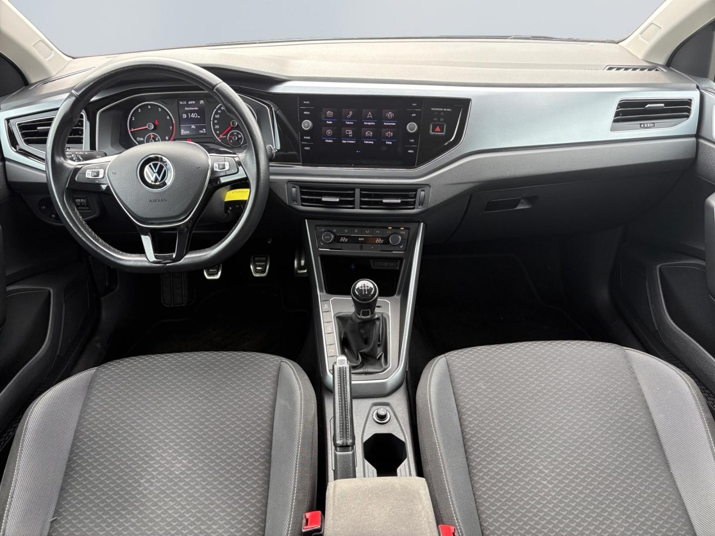 Volkswagen Polo 1.0 TSI ACTIVE *GJR*CarPlay*Navi*SHZ*PDC*BT, миниатюра 9