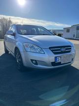 Kia cee'd / Ceed 1.4 CVVT LX Basis LX Basis - Kia aus 2007: Cee D