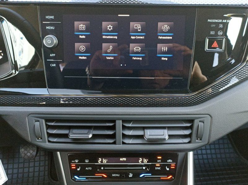 Fahrzeugabbildung Volkswagen Polo 1.0 TSI Life