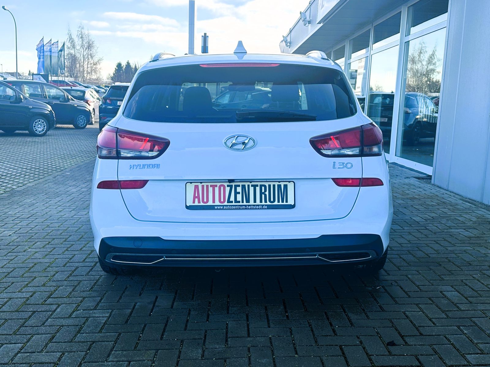 Fahrzeugabbildung Hyundai i30 1.5 T-GDI LED AHK KAMERA WINTERPAKET TEMPOM.