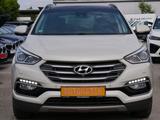Hyundai Santa Fe 2,2CRDi Premium 4WD Aut.*NAVI*LEDER* - gebrauchte Hyundai SANTA FE aus dem Jahr 2017