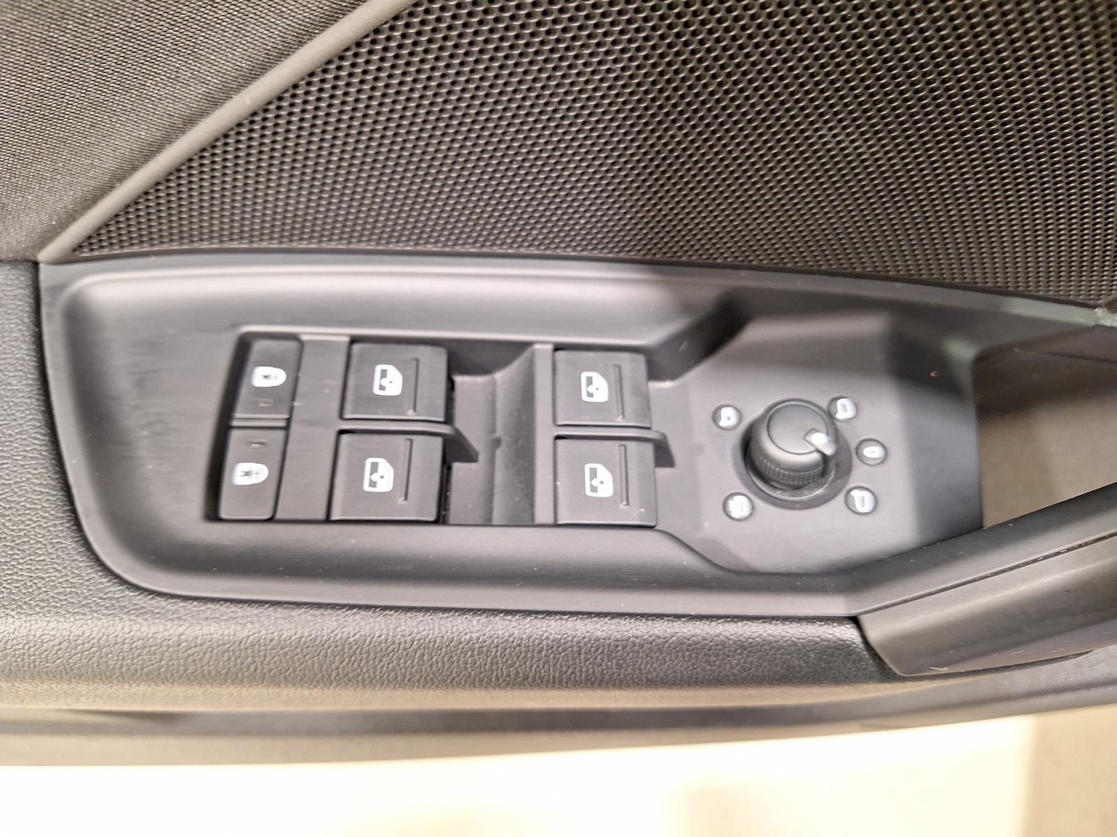 Audi A3 Sportback 30 TFSI advanced LED Navi SHZ virt., миниатюра 20