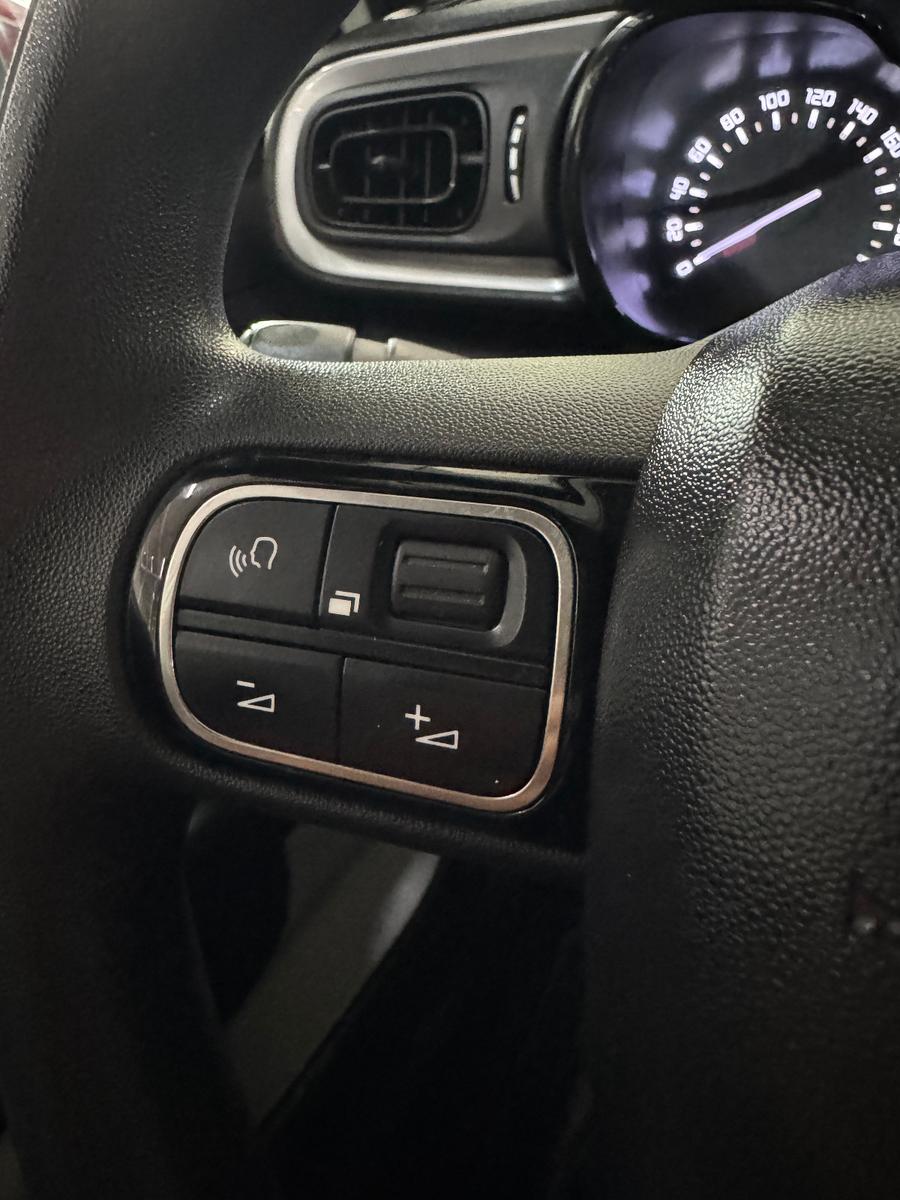 Citroën C3 1.2 FEEL SITZHEIZUNG KLIMA PDC LED 17 ZOLL
