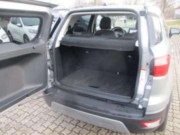 Ford EcoSport Titanium PDC + Kamera + Allwetter