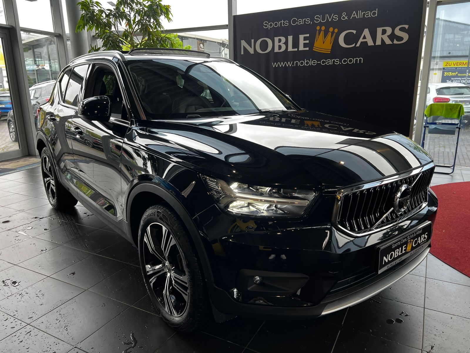 Fahrzeugabbildung Volvo XC40 Inscription LEDER NAVI PANO AHK 360°