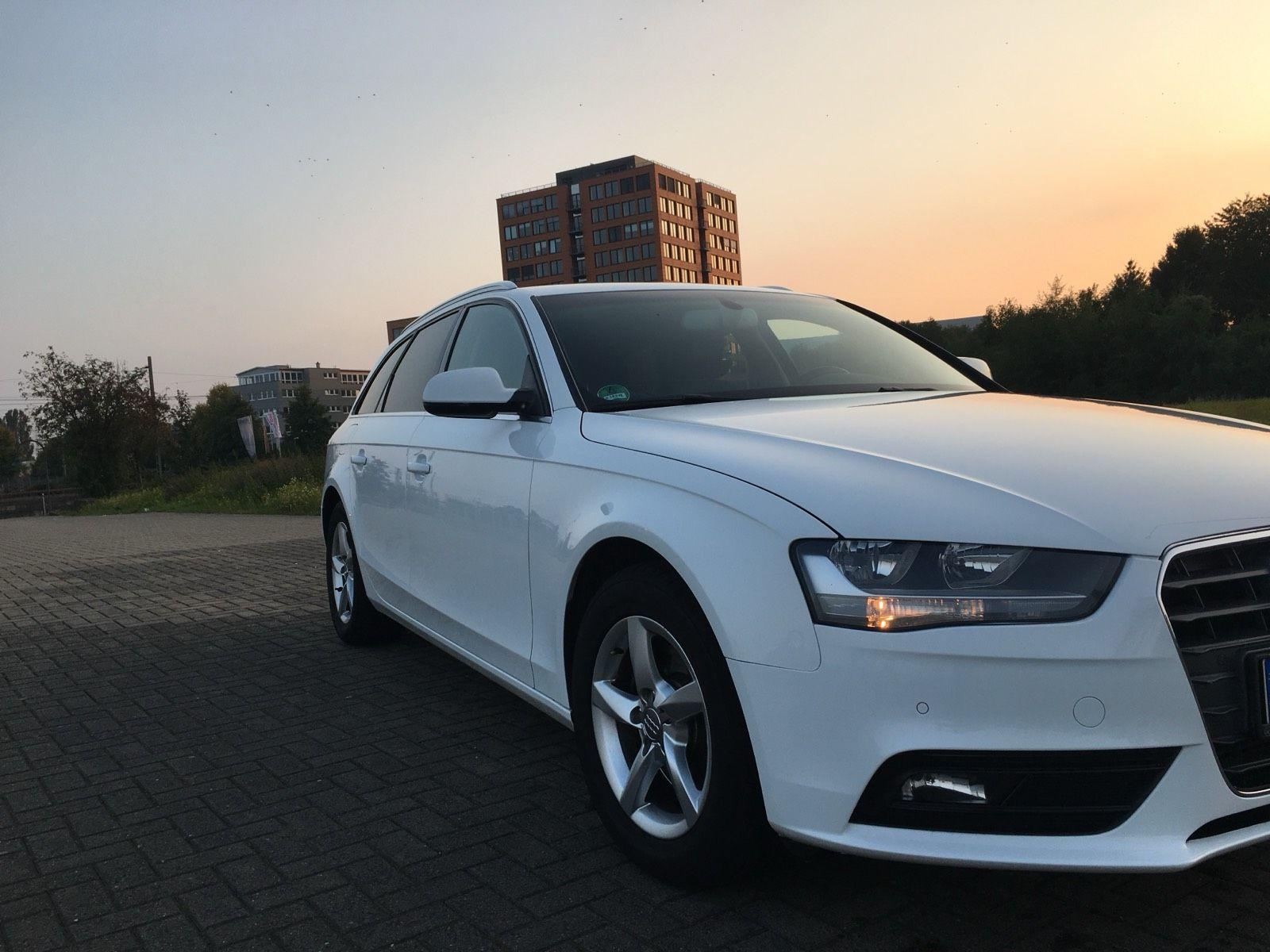 Audi A4 2013 — rear view
