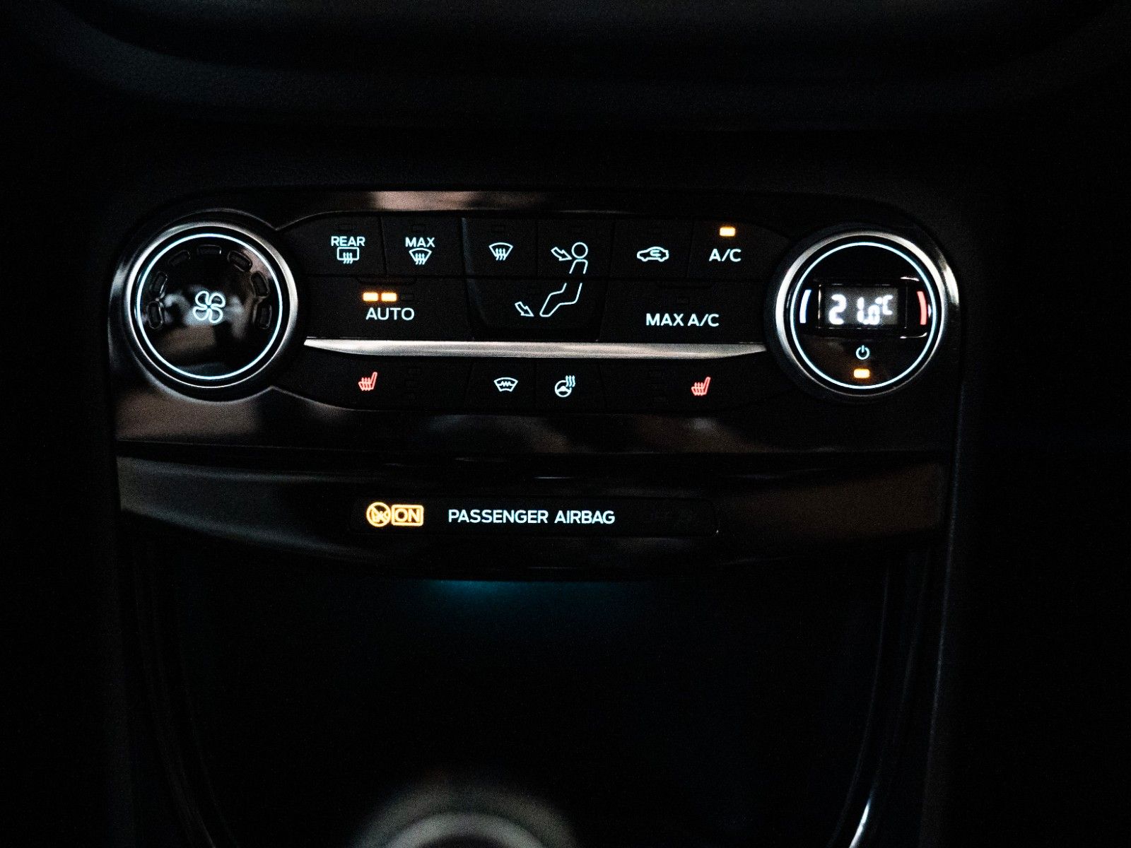 Fahrzeugabbildung Ford Puma Titanium X WINTER-P/MASSAGE/LED/KEYFREE