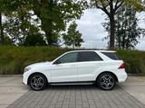Mercedes-Benz GLE 350 d 4M AMG LINE STANDHEIZUNG PANO - gebrauchte Mercedes-Benz GLE 350 aus dem Jahr 2015