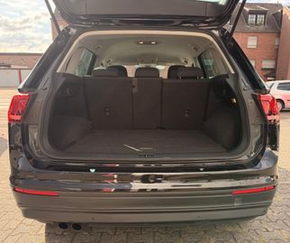 Volkswagen Tiguan - 8