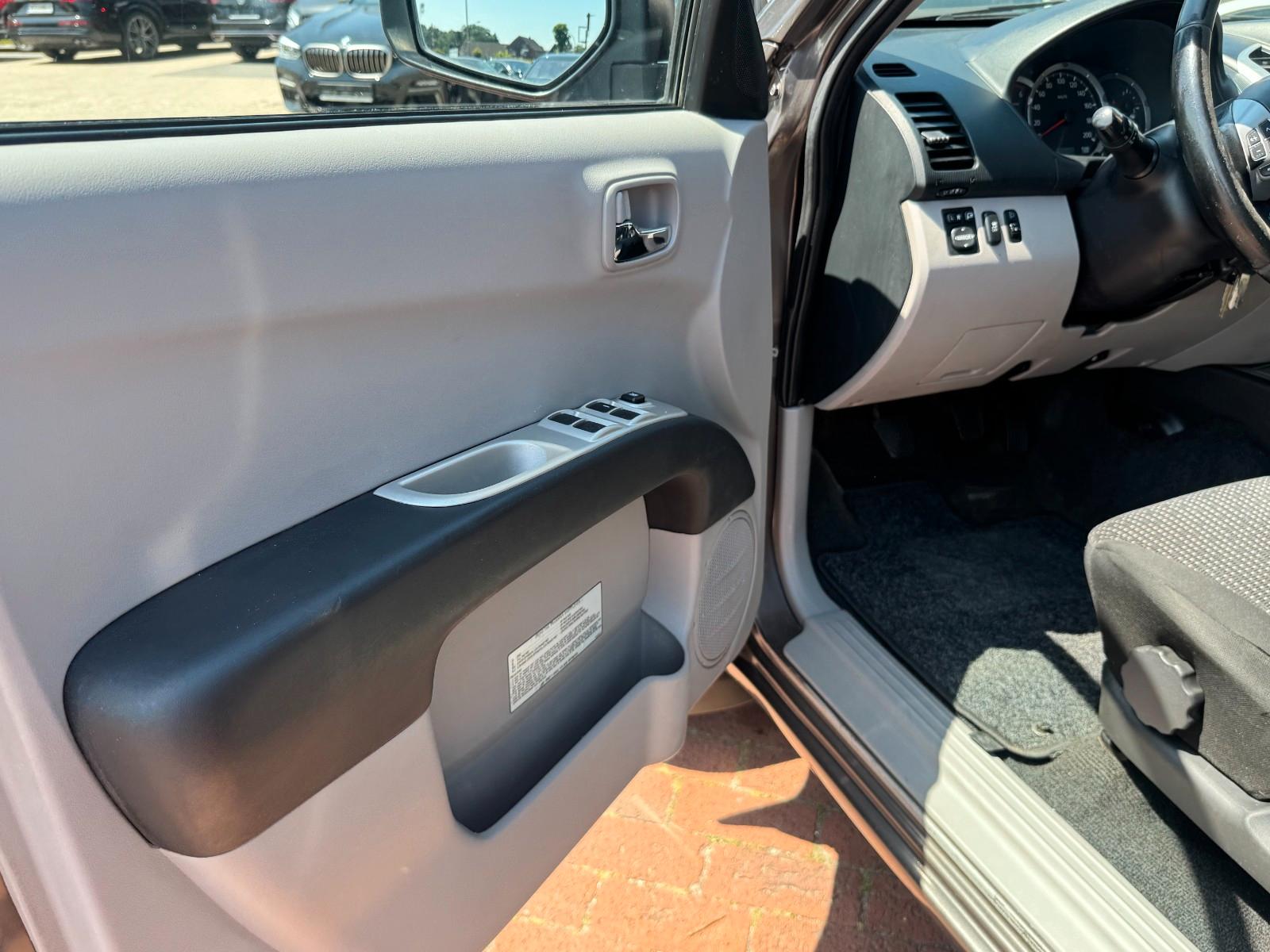 Mitsubishi L200 Intense Doppelkabine 4WD/Hardtop/Klima/