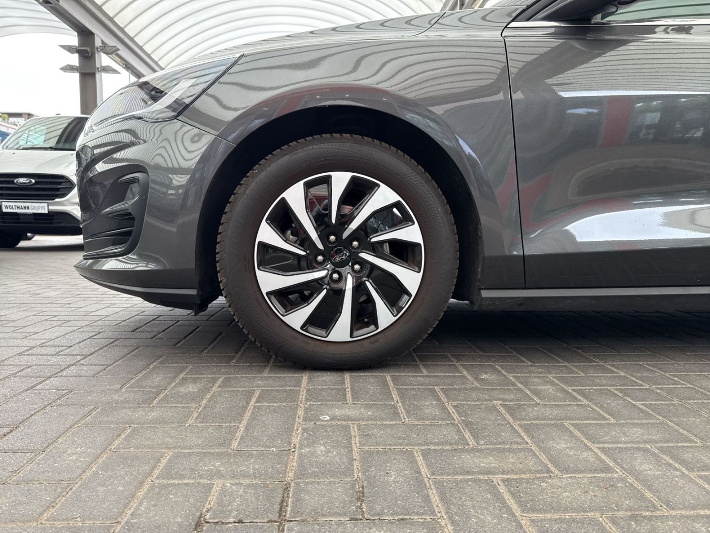 Fahrzeugabbildung Ford Focus Titanium 1.0 Mild-Hybrid Fahrassistenz+/Wi