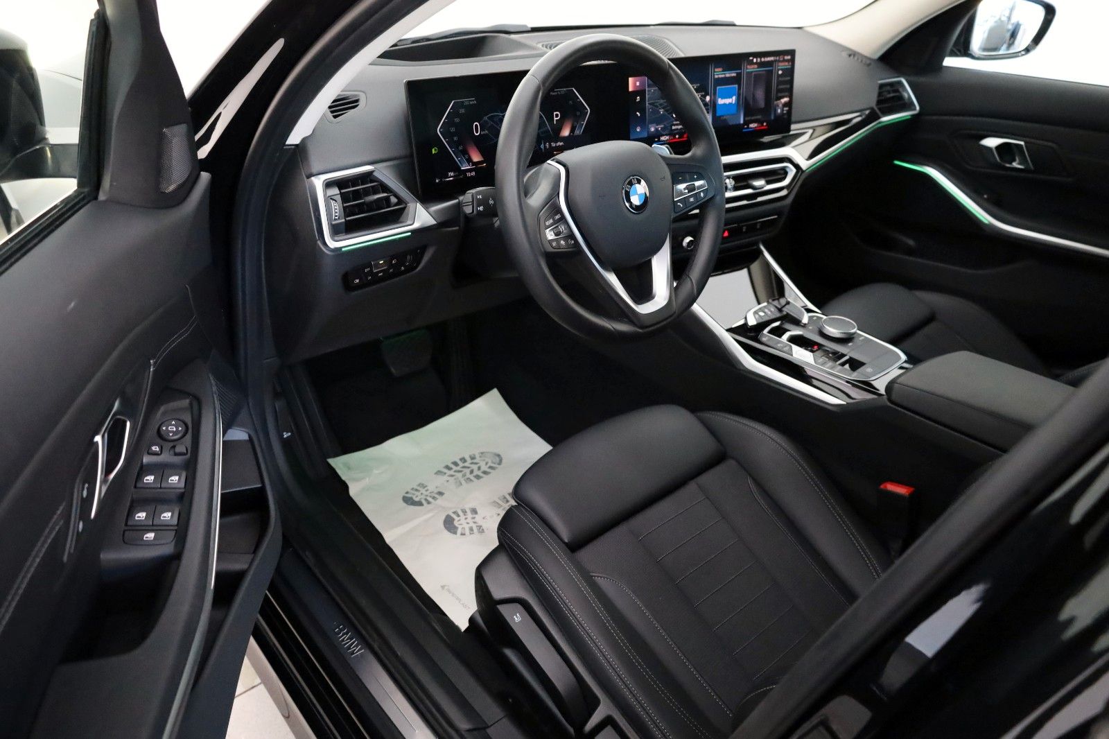 Fahrzeugabbildung BMW Lim 320i xDrive ,Head-Up, Navi,LED,SH,Teilleder