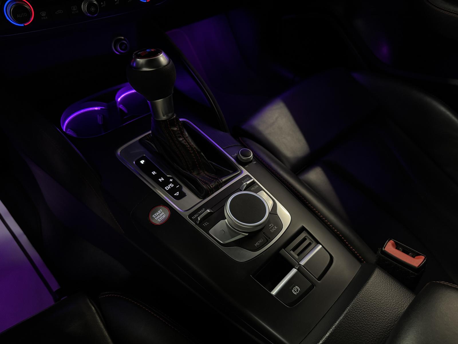 Audi RS 3 2.5 TFSI quattro*PANO*SCHALE*B&O*S.ABGAS*