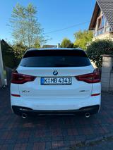 BMW X3 xDrive20i AT - - BMW X3 von privat