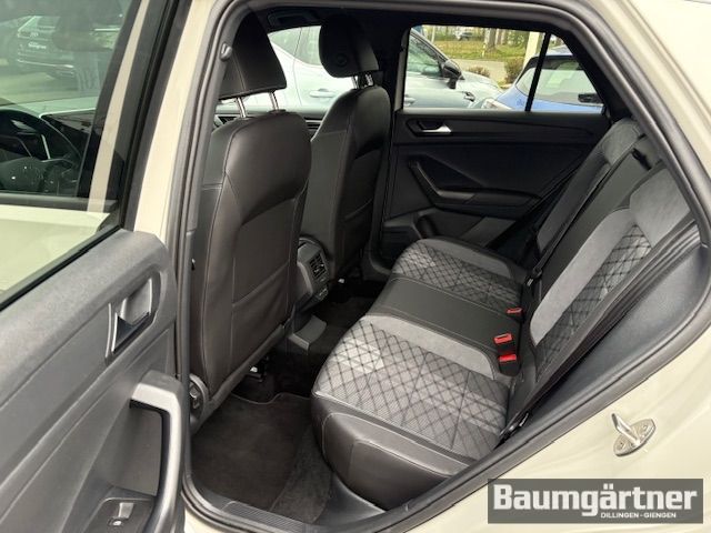 Fahrzeugabbildung Volkswagen T-Roc R-Line 1.5 TSI DSG Kamera/PDC/Sitzheizung - mit KI generiert/bearbeitet
