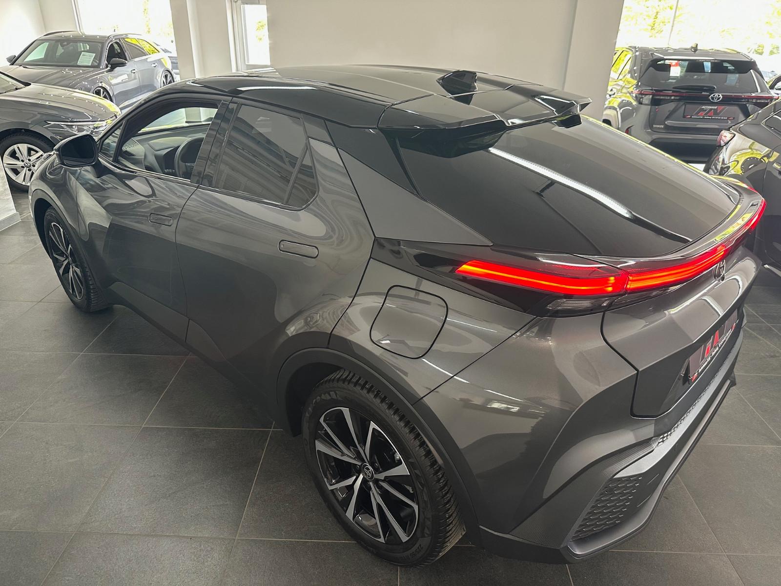 Toyota C-HR Hybrid FWD Team Deutschland