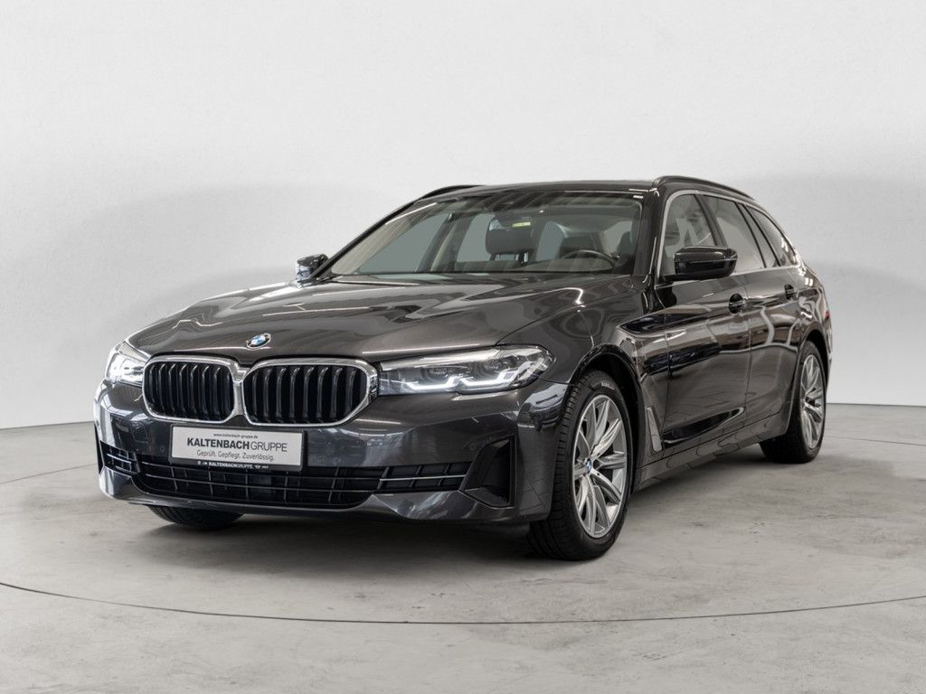BMW 520d Touring PANO AHK LED STANDHZ NAVI KAMERA imagem 2